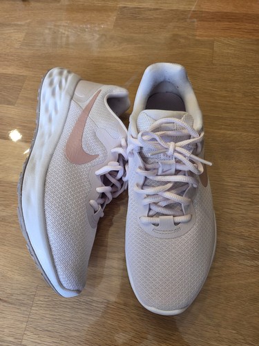 Nike revolution next nature - revolution,